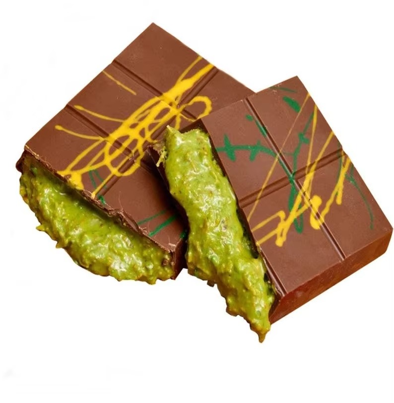 Viral Dubai Kunafa Pistachio Chocolate, Milk Chocolate bar Filled with Pistachio Cream