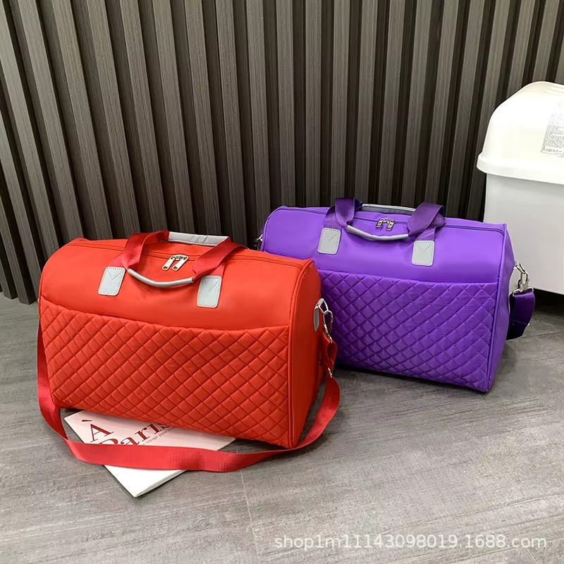 Large Capacity Lightweight Travel Bag